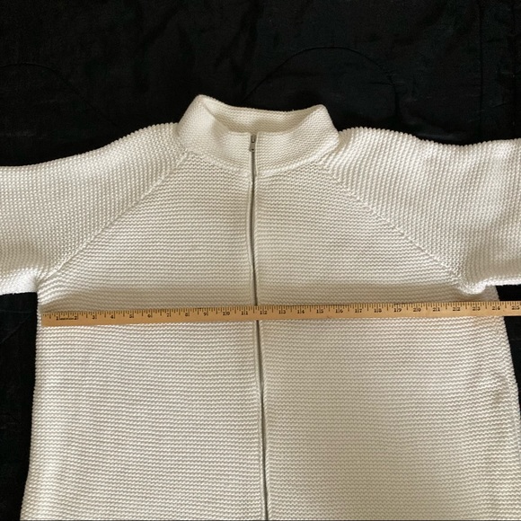 Talbots casual white knit sweater with front zipper and 3/4 length sleeves. - Picture 6 of 9